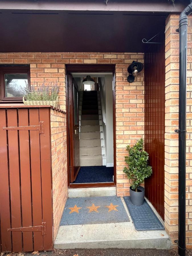 Comfortable, Modern Apartment With Parking. Inverness. Exterior foto