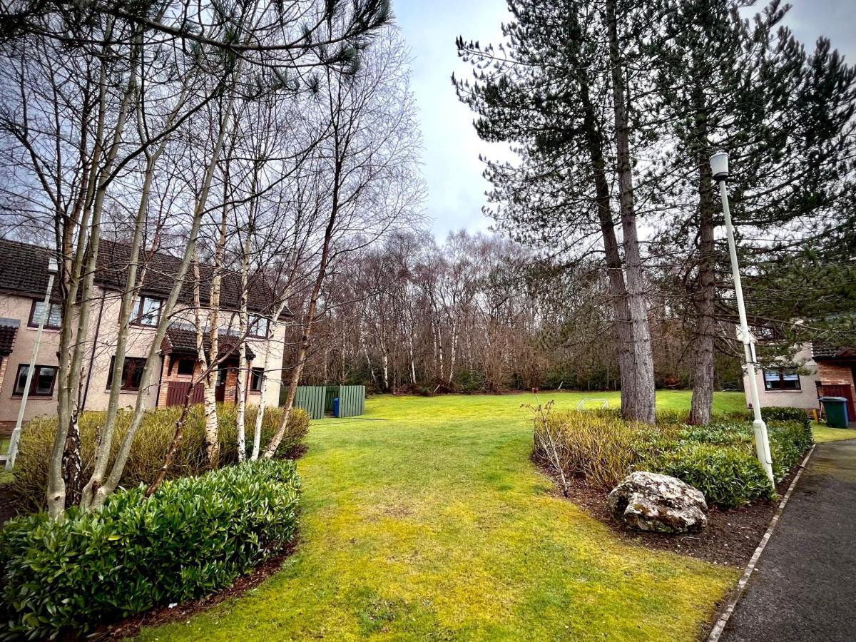 Comfortable, Modern Apartment With Parking. Inverness. Exterior foto